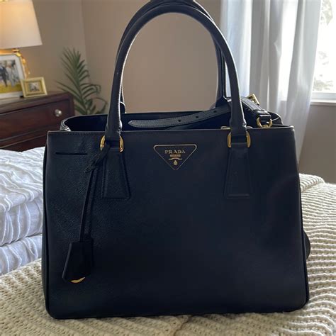 prada saffiano medium tote price|prada saffiano black small.